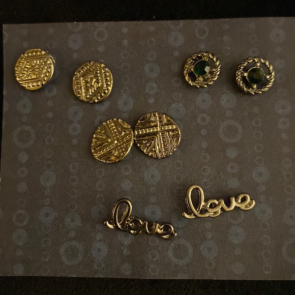 Lot of 4 metal post earrings - Picture 1 of 2